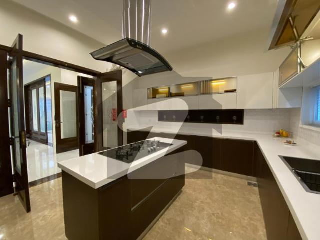 Elegant 1 Kanal Double Unit Home For Sale Prime Location DHA Phase 7 Block W