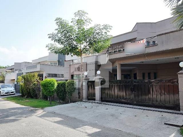 Elegant 1 Kanal Home For Sale In The Heart Of DHA Askari 11 Spacious, Stylish &Amp  Ready To Move In!