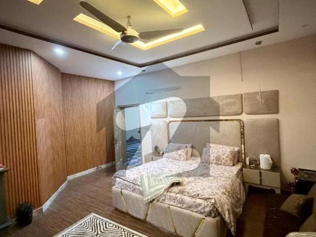 Elegant 1 Kanal Triple Storey House for Sale in Sector K 5, Phase 3 Hayatabad Phase 3
