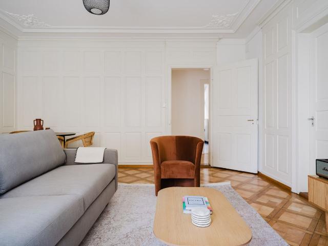 Elegant 2 Bedroom Furnished Apartment in Enge, Zurich Amsterdam Apartments for Rent