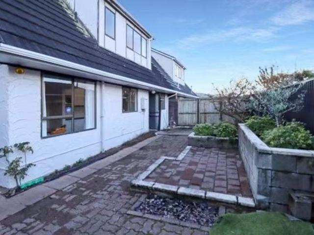 Elegant 2 Bedroom Home Now Available for Rent