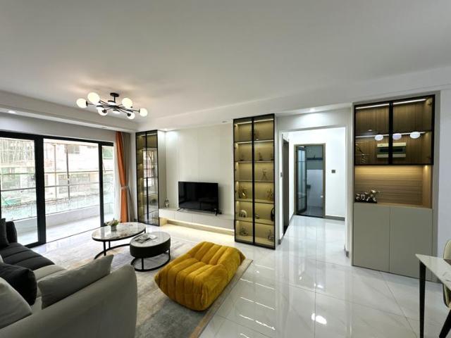Elegant 3 bed all en suite for sale