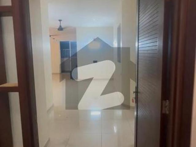 Elegant 3 Bed Lounge Apartment For Rent In Luck One Apartment Lucky One Apartment