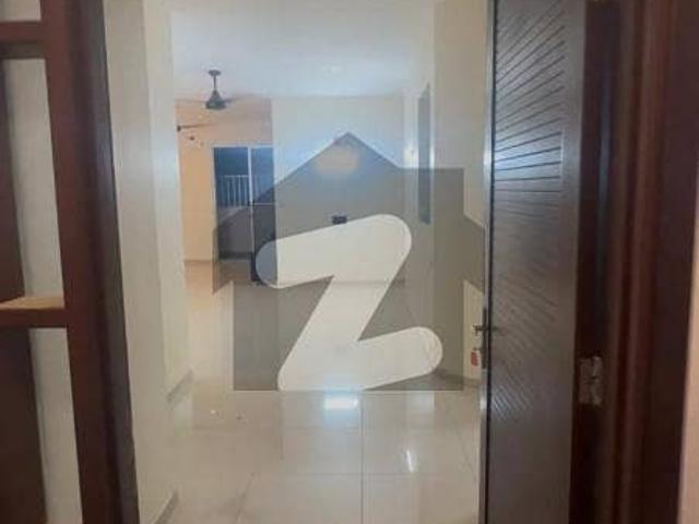 Elegant 3 Bed Lounge Apartment For Rent In Luck One Apartment