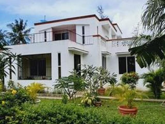 Elegant 3 bedroom bungalow for sale at Donya mtwapa