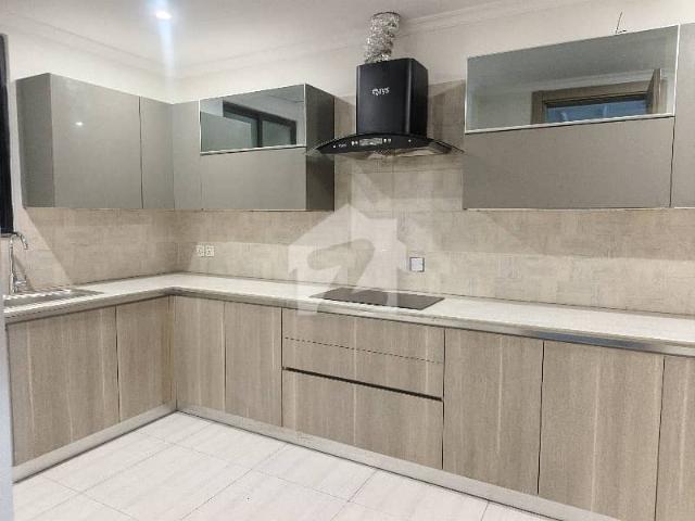 Elegant 3 Bedroom Residence with Premium Amenities