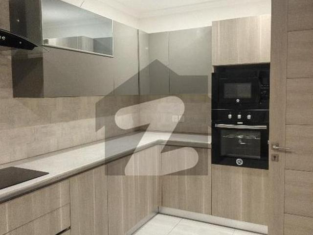 Elegant 3 Bedroom Residence with Premium Amenities Gulberg 3