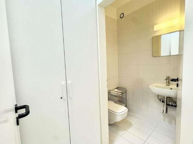 Elegant 3 room bright office just a few steps from the center of Luga