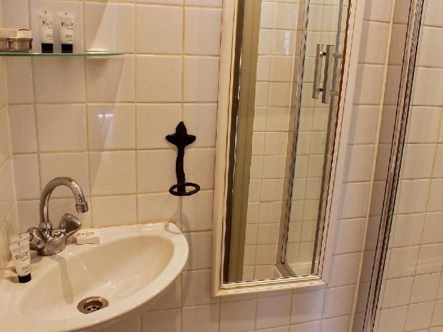 Elegant 3 Room Furnished Apartment 80m² Hôtel de Ville, Paris Amsterdam Apartments for Rent