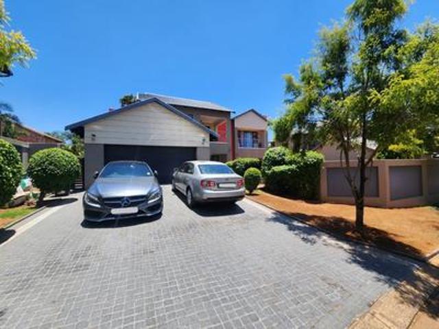 elegant 4 bedroom home in a prestigi.