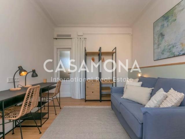Elegant 4 Bedroom Residence on Gran Via in Eixample Esquerra