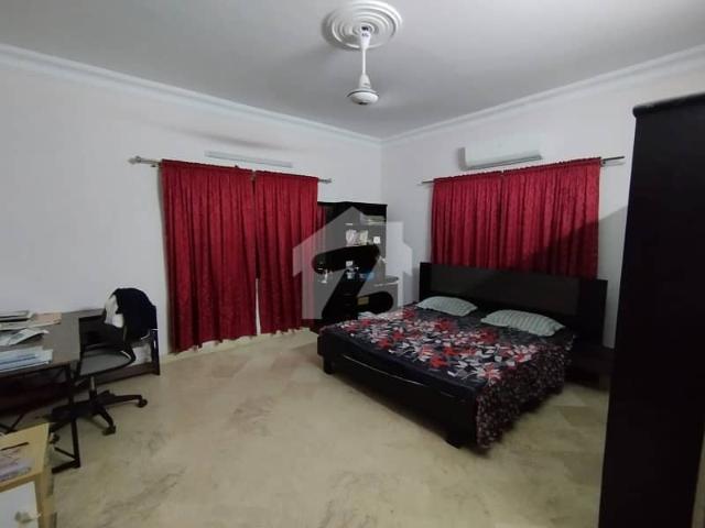 Elegant 500 Yard Bungalow for Sale in DHA Phase 5 Prime Location