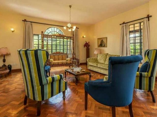 Elegant 5 Bedroom Townhouse with DSQ in Kitisuru