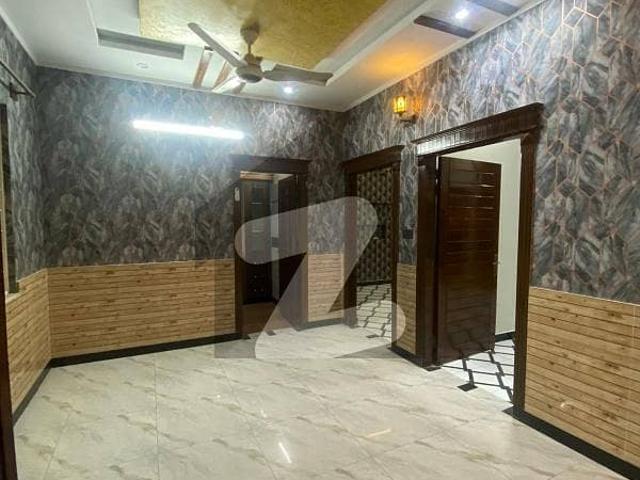Elegant 5 Marla House for Sale in Modern Living Society