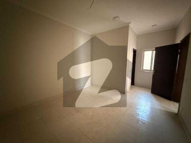 Elegant 5 Marla House With Front Garden, 2 Bedrooms & TV Lounge DHA Valley Oleander Sector