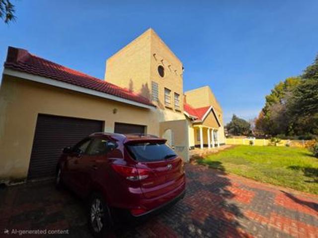 elegant 6 bedroom family home with p.
