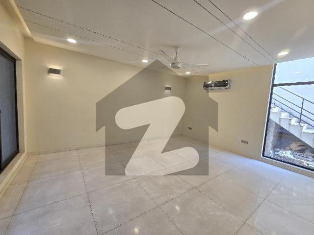 Elegant 8 Bedrooms Triple Storey 666 sq yards Designer House For Rent In F 7