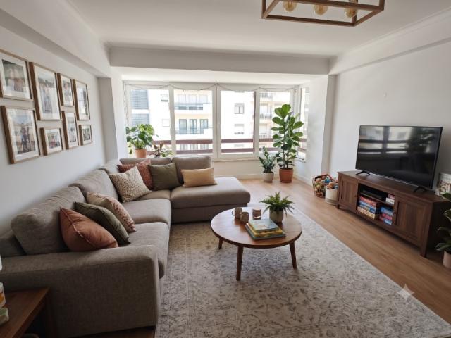 Elegante T3 Totalmente Remodelado | Garagem e Arrecadação | Estrada da Luz, Lisboa