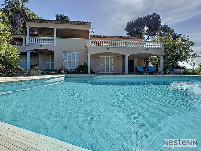 Élégante villa 7 pièces de 280 m² ? Antibes, quartier réside. 280m² Antibes
