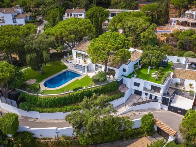 Elegante Villa Totalmente Renovada Con Casa De Invitados Y V. 598m² El madroñal