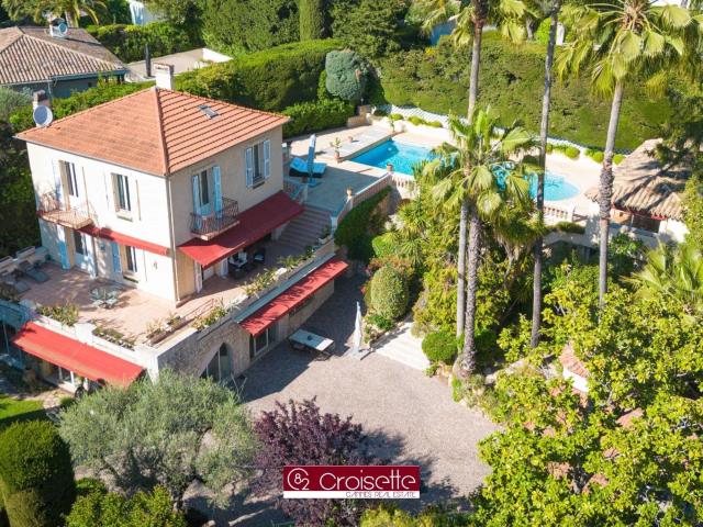 Élégante villa avec piscine et jardin paysager – Le Cannet 330m² Le Cannet