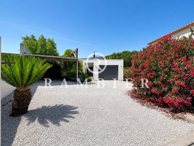Elégante villa contemporaine