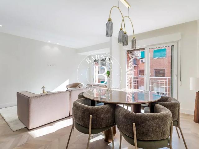Elegante vivienda reformada con terraza en Ciudad Jardín 110m² Madrid