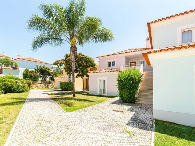 Elegante Apartamento T1 com agradável varanda em Resort 69m² Albufeira e Olhos de Água