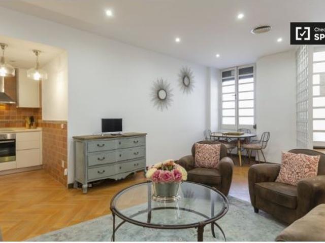 Elegante apartamento de 1 dormitorio en alquiler en Príncipe Pío