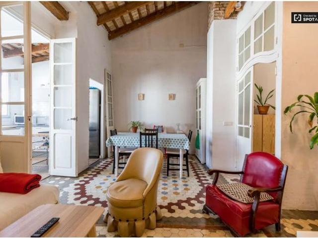 Elegante apartamento de 2 dormitorios en alquiler en LEixample