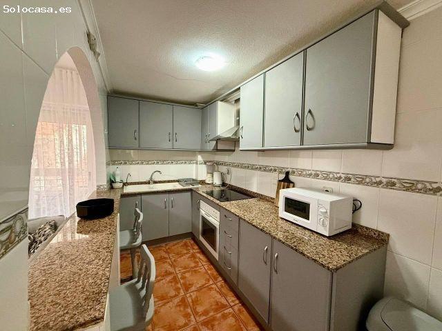 Elegante apartamento reformado con 3 terrazas – A solo 150 m de Playa del Cura | Torrevieja