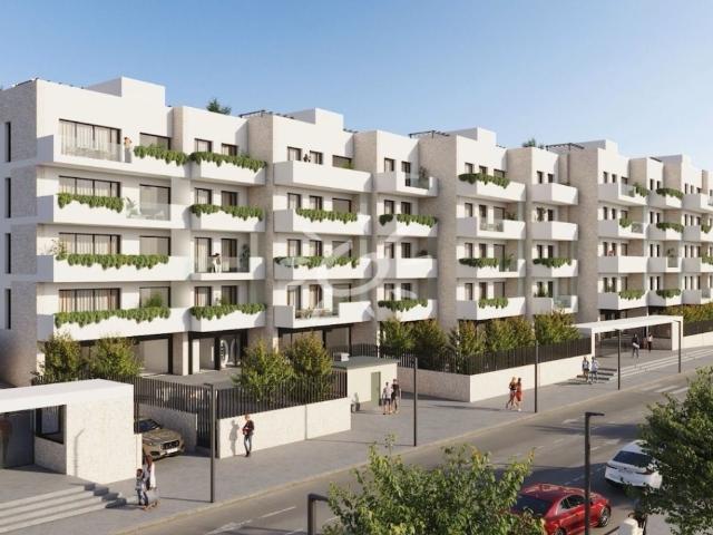 Elegante ático de 3 dormitorios con solárium privado en la C. 95m² La Nucía