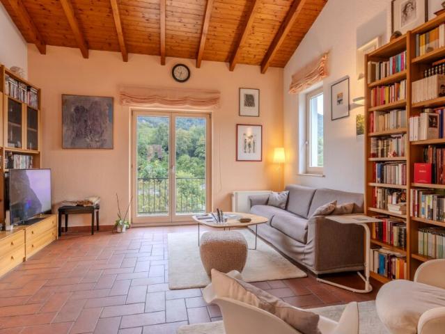 ELEGANTE CASA DI 3.5 LOCALI CON GIARDINO A CASTEL SAN PIETRO