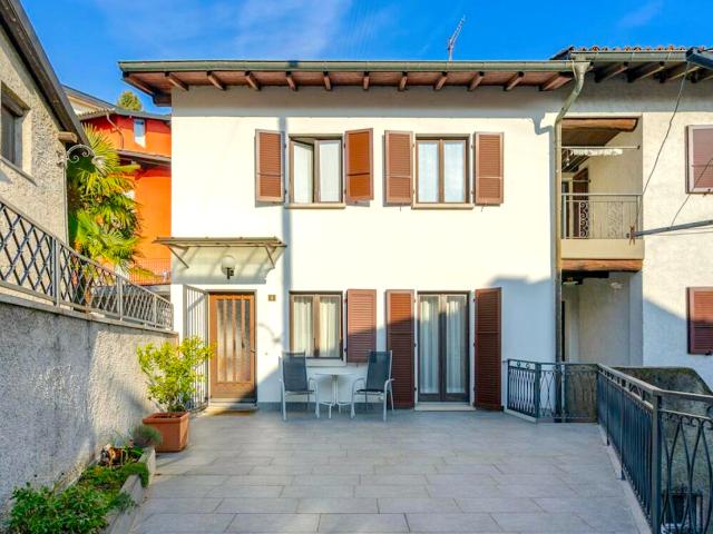 Elegante casa indipendente di 4.5 locali con garage, nel nucleo di Gravesano