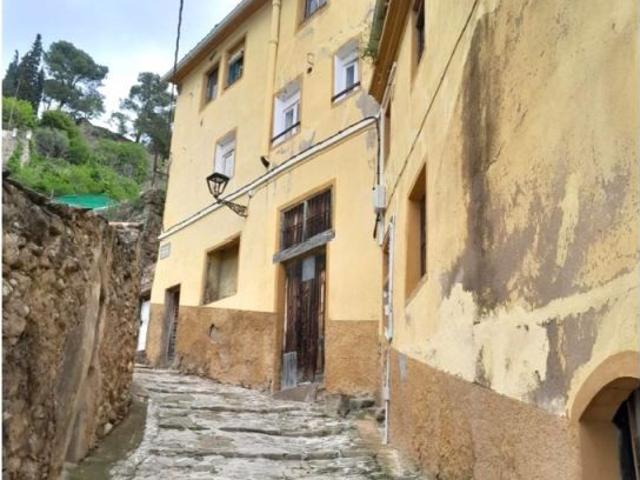 Elegante Casa Reformada a Pocos Minutos de la Playa