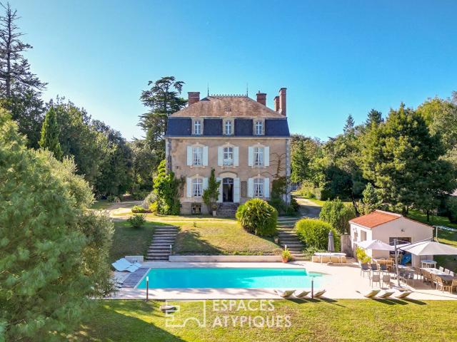 Élégante demeure sur les hauteurs de Talmont Saint Hilaire 350m² Talmont Saint Hilaire