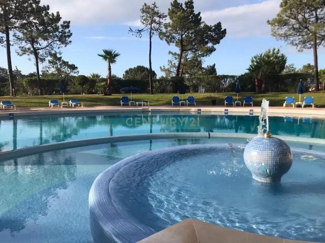 Elegante Estúdio na Quinta do Lago a 800 m da Praia – Excelente Oportunidade