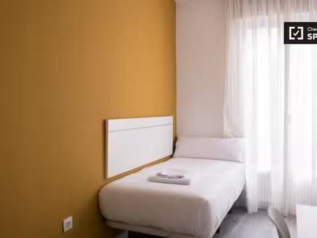 Elegante habitación en alquiler en Madrid Centro