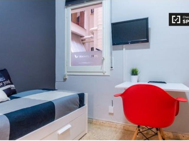 Elegante habitación en alquiler en apartamento de 3 dormitorios en La Dreta de l' Eixample