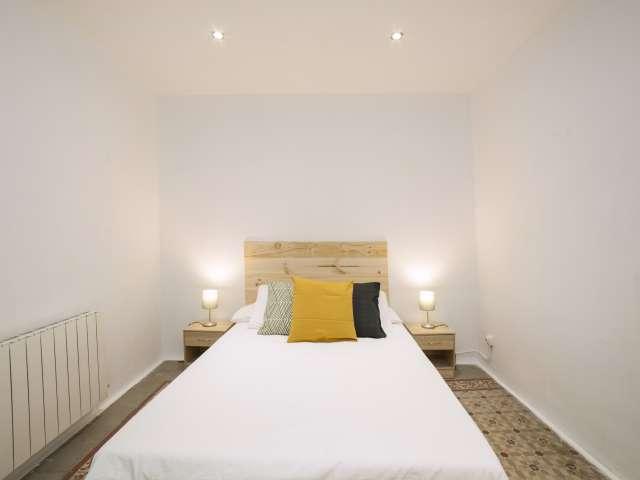 Elegante habitación en alquiler en apartamento de 5 dormitorios en Gràcia