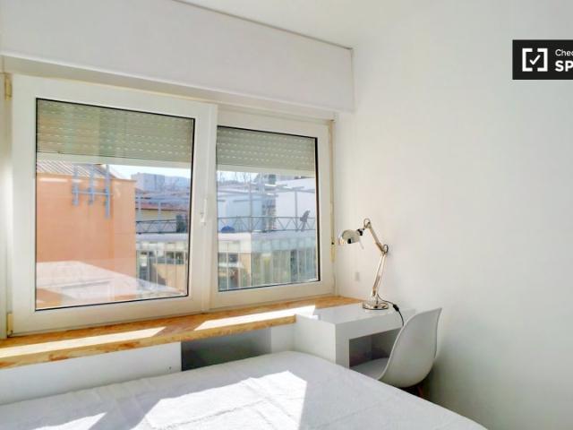 Elegante habitación en residencia de estudiantes en Vallehermoso, Madrid
