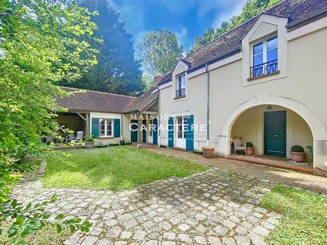 Elégante maison avec studio indépendant dans un environnement d'exception