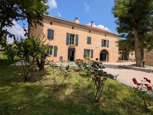 Élégante Maison Gasconne Écologique avec Intérieurs d’Except. 300m² Izotges