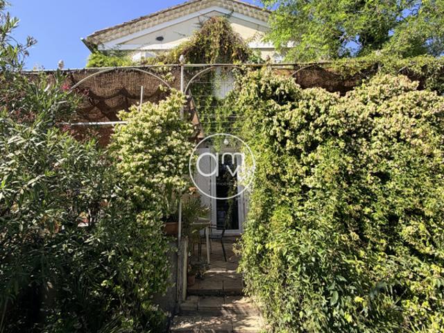 Elegante maison de caractère sur les hauteurs de Toulon