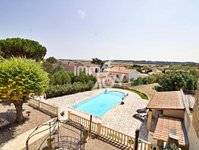 Élégante Maison de Maître du XIXe siècle avec jardin, piscin