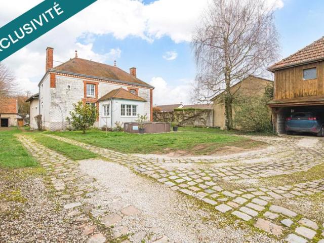 Élégante maison de maître 198 m2 6 chambres cadre privilégié