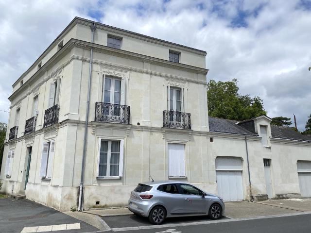 Elegante Maison De Ville À Saumur 190m² Saumur