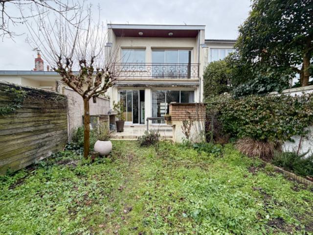 Elégante maison Talence Barrière de Pessac