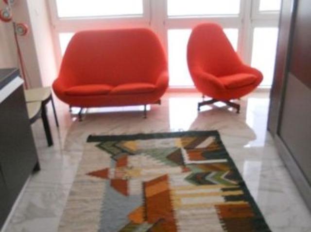 Elegante monolocale 35 mq ristrutturato, arredato, A/C e ascensore Roma