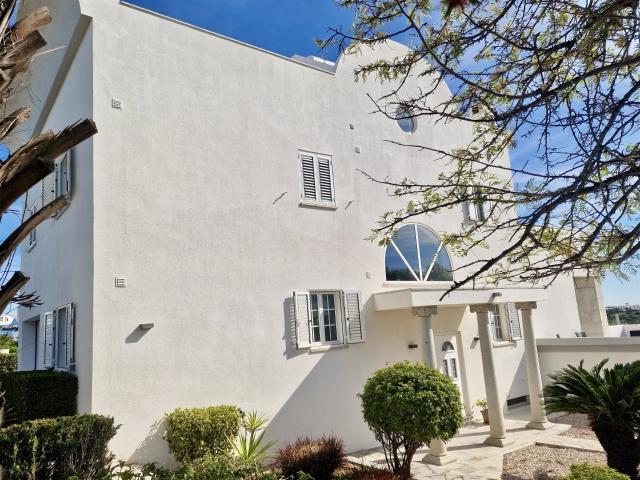 Elegante Moradia Moderna V4+1 Quartos, Piscina, Garagem E Be. 246m² Tavira Santa Maria